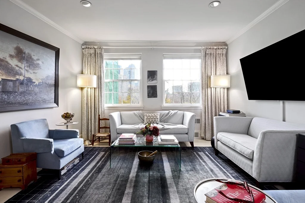 37 Beacon St, Beacon Hill