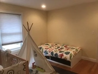 11 Oak St, Watertown