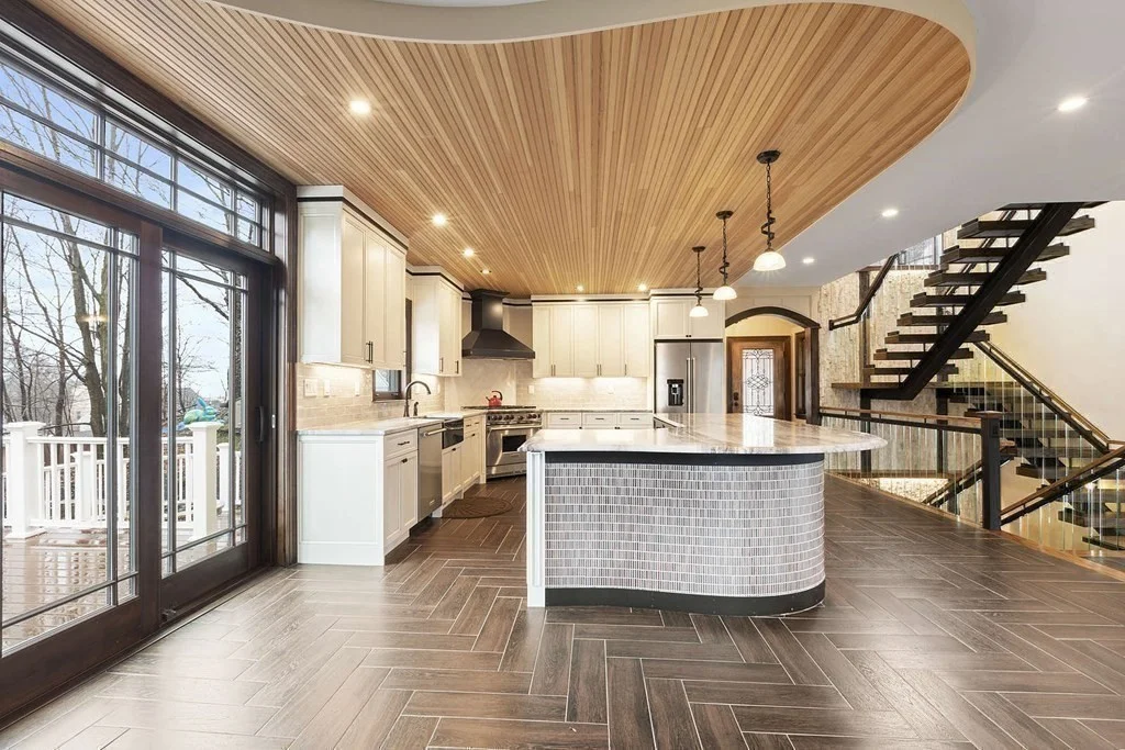 24 Elm, Dedham
