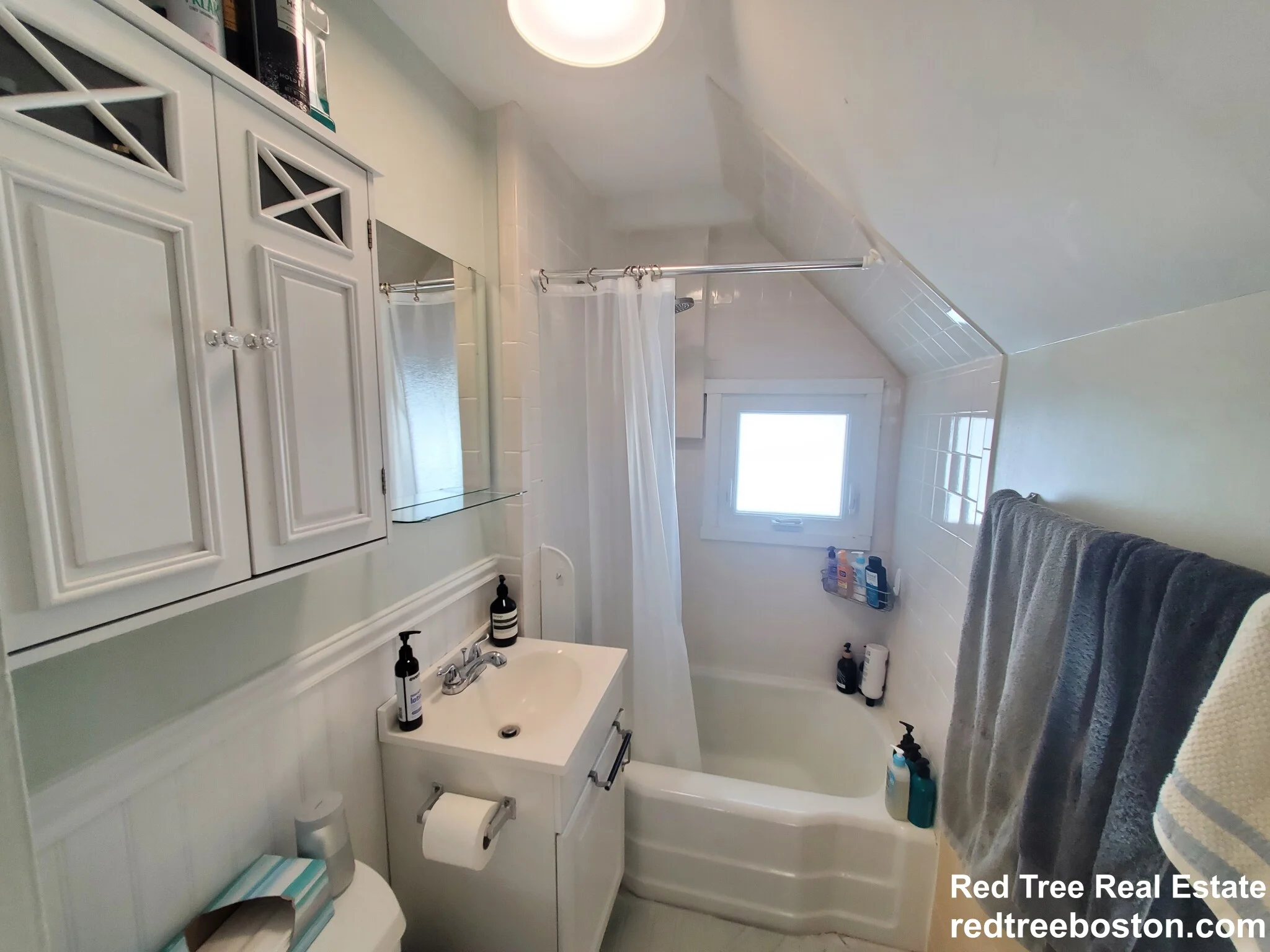 72 Marshall St, Medford