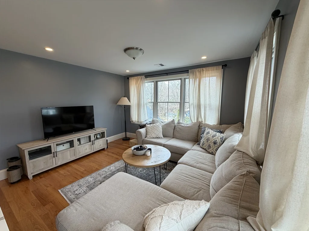 324 East St, Walpole