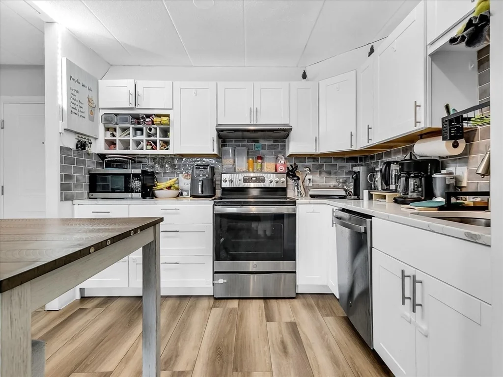 995 Massachusetts Ave, Arlington