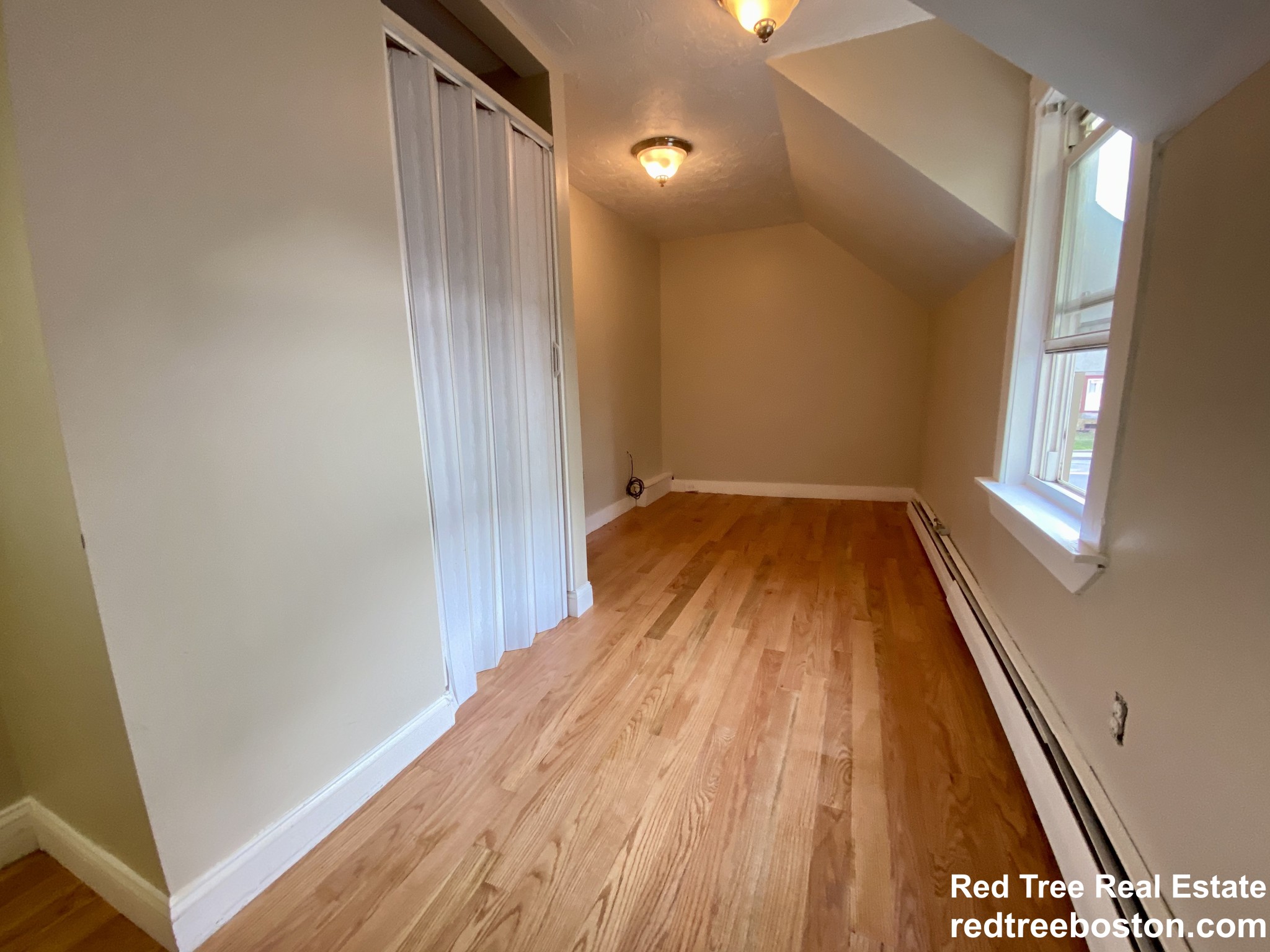 335 Baker St, West Roxbury