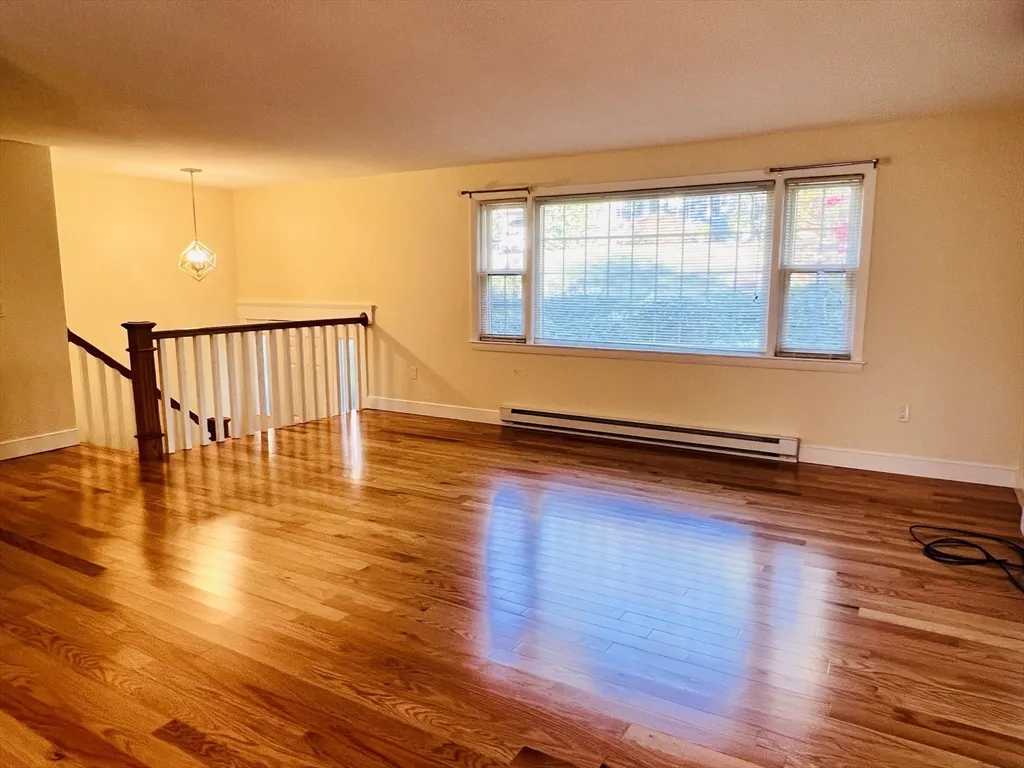 135 Walker Pond Rd, Sturbridge