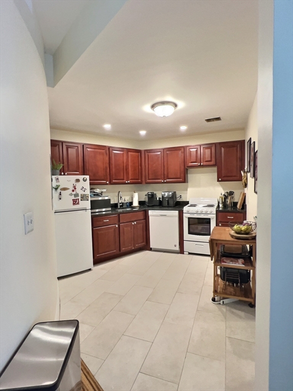 1482 Beacon St, Corey Hill