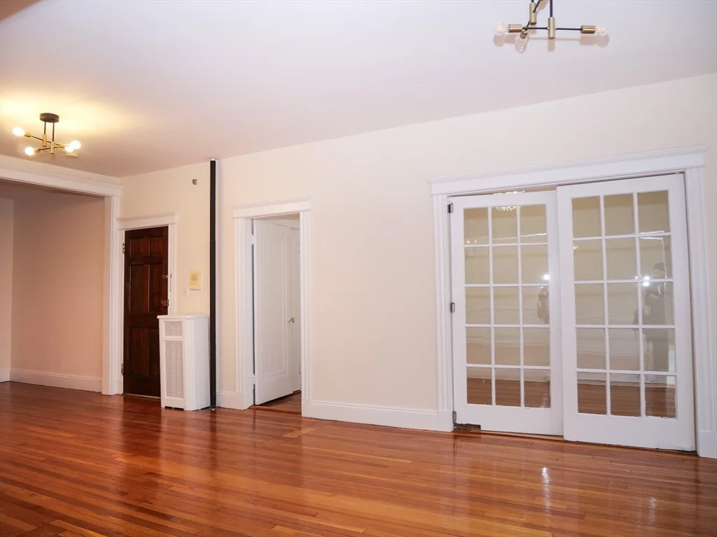 201 Saint Paul St, Brookline