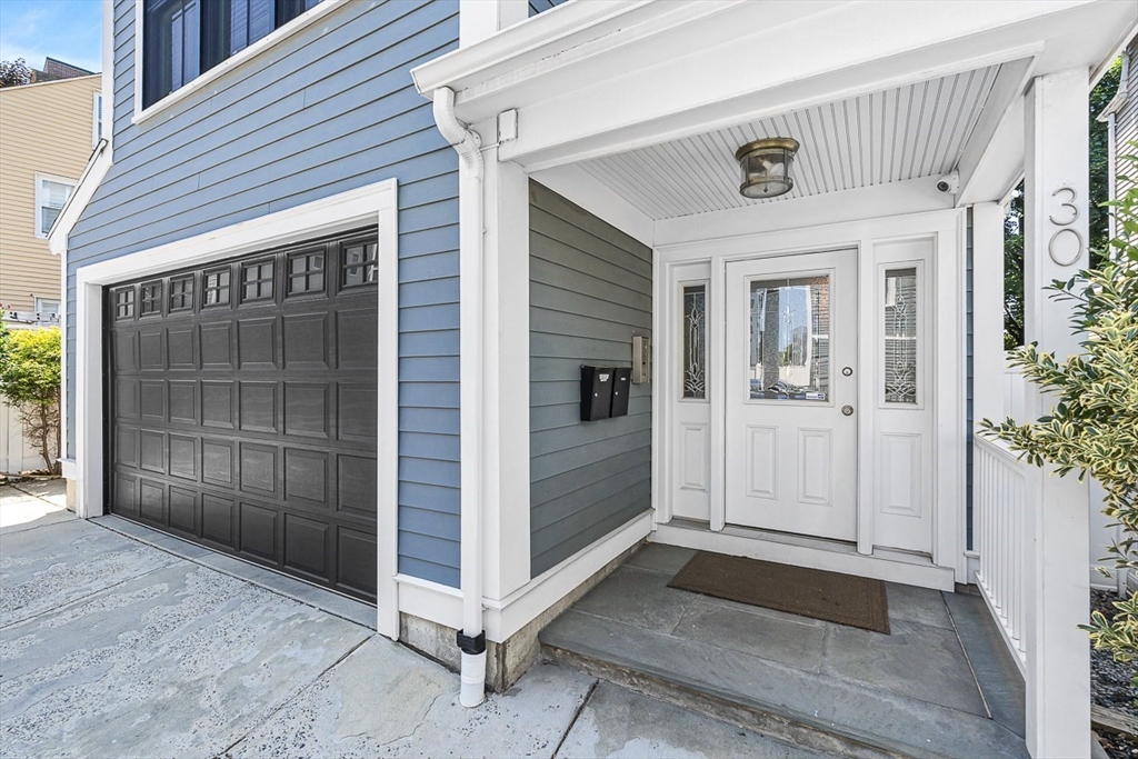 30 Middle St, South Boston