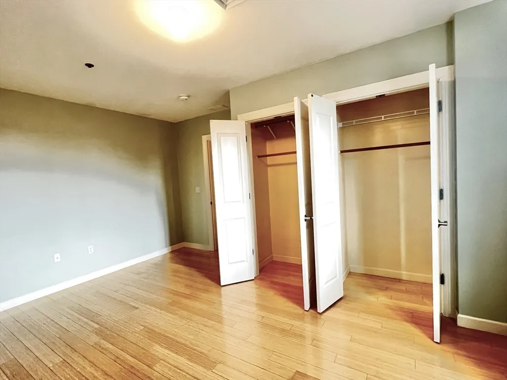 163 Chestnut Hill Ave, Brighton