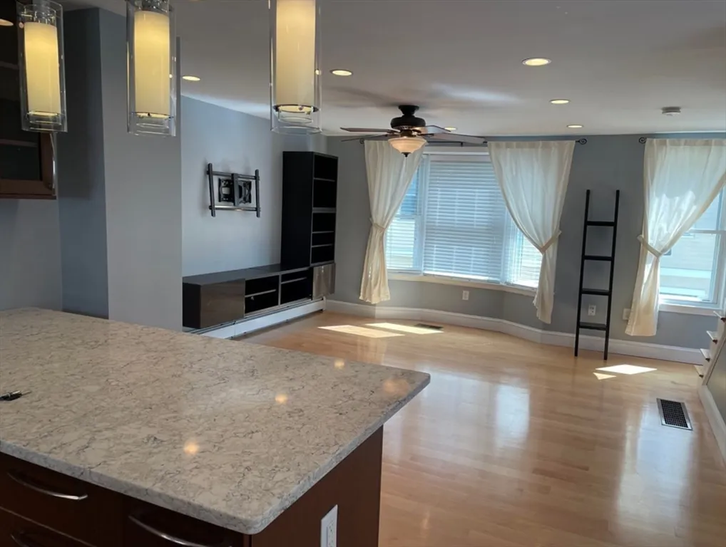 283 C St, South Boston