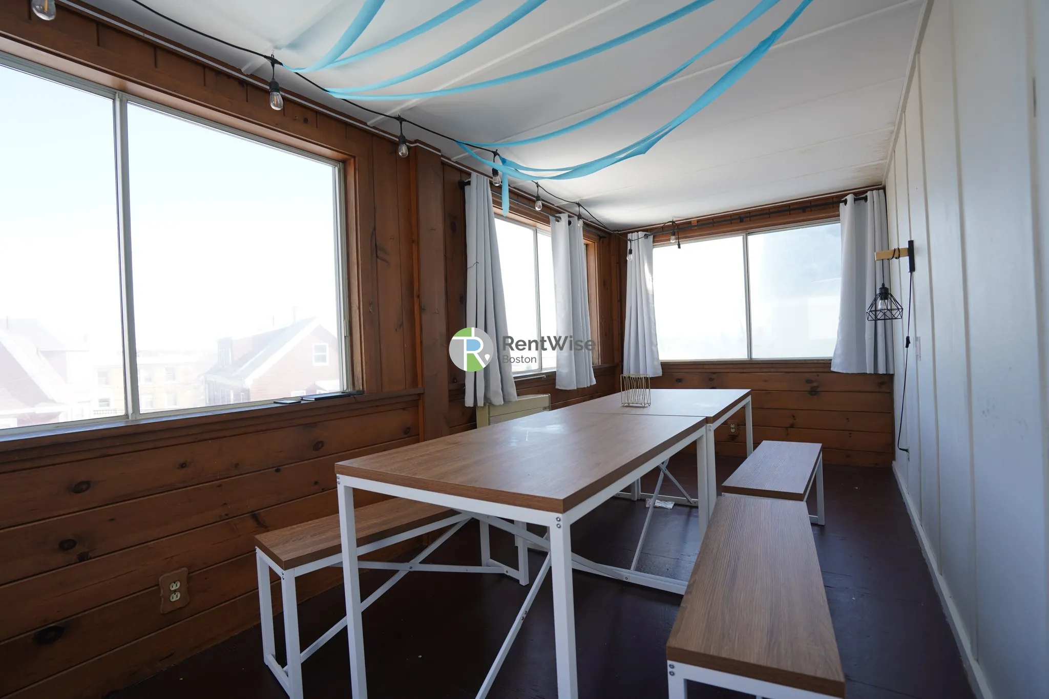 27 Emery St, Medford