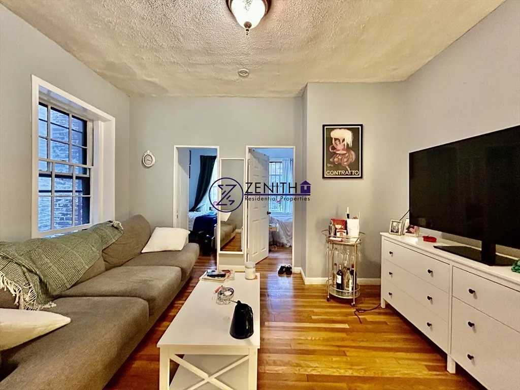 76 Phillips St, Beacon Hill