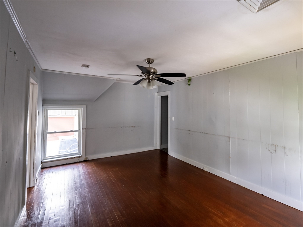 159 Hamilton St, Southbridge