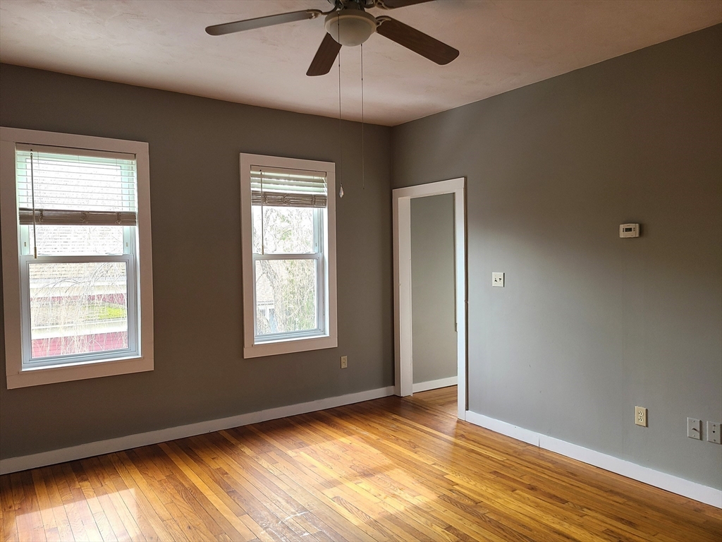 29 Franklin St, Whitman