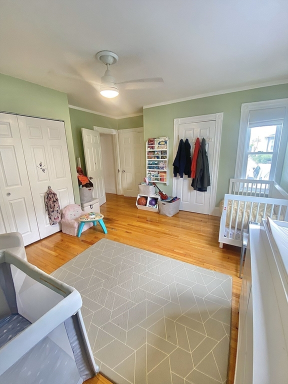 264 Newton St, Waltham