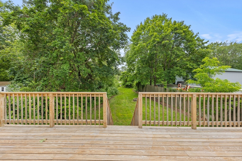 28 Greenwood Ave, Weymouth