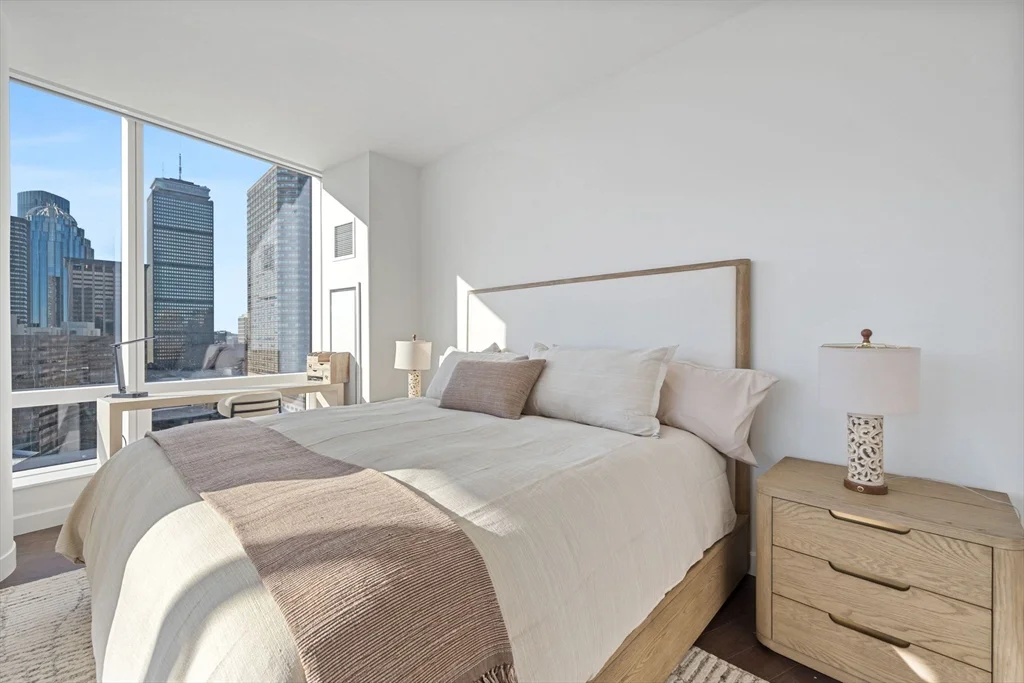 430 Stuart St, Back Bay