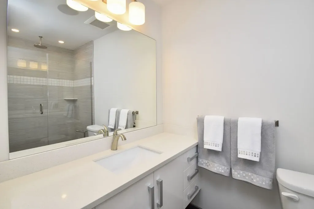 225 Dorchester St, South Boston