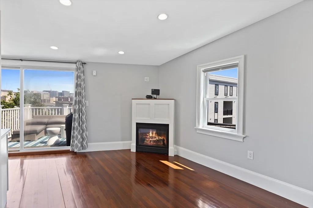 24 Emerson St, South Boston