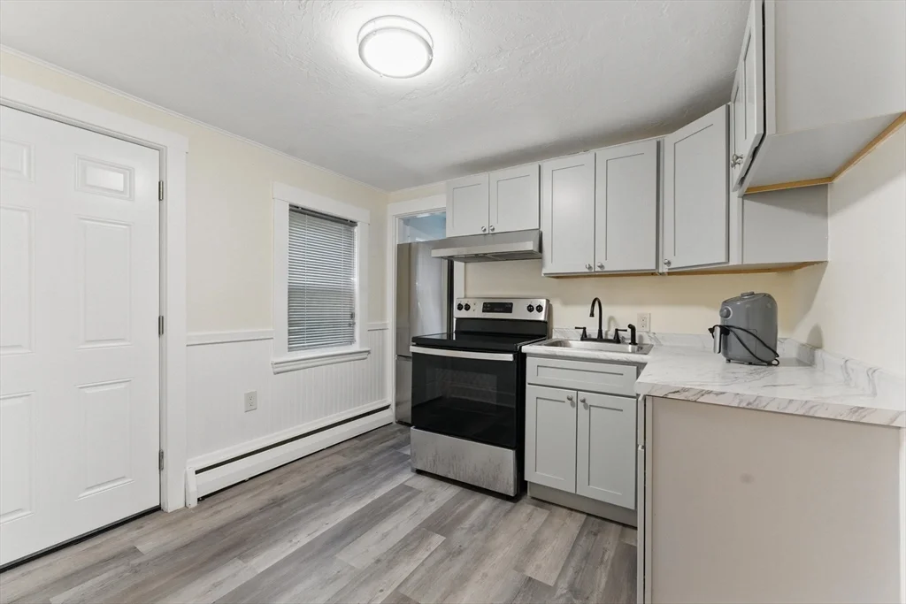 357 Granite St, Quincy