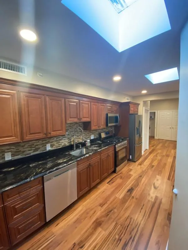 136 Inman St, Inman Square