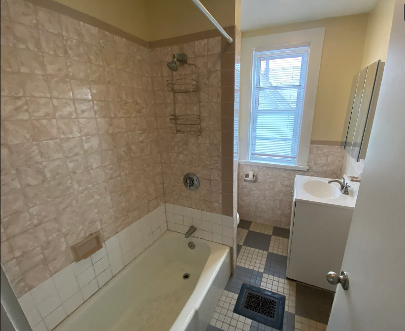 8 Bennett St, South Medford