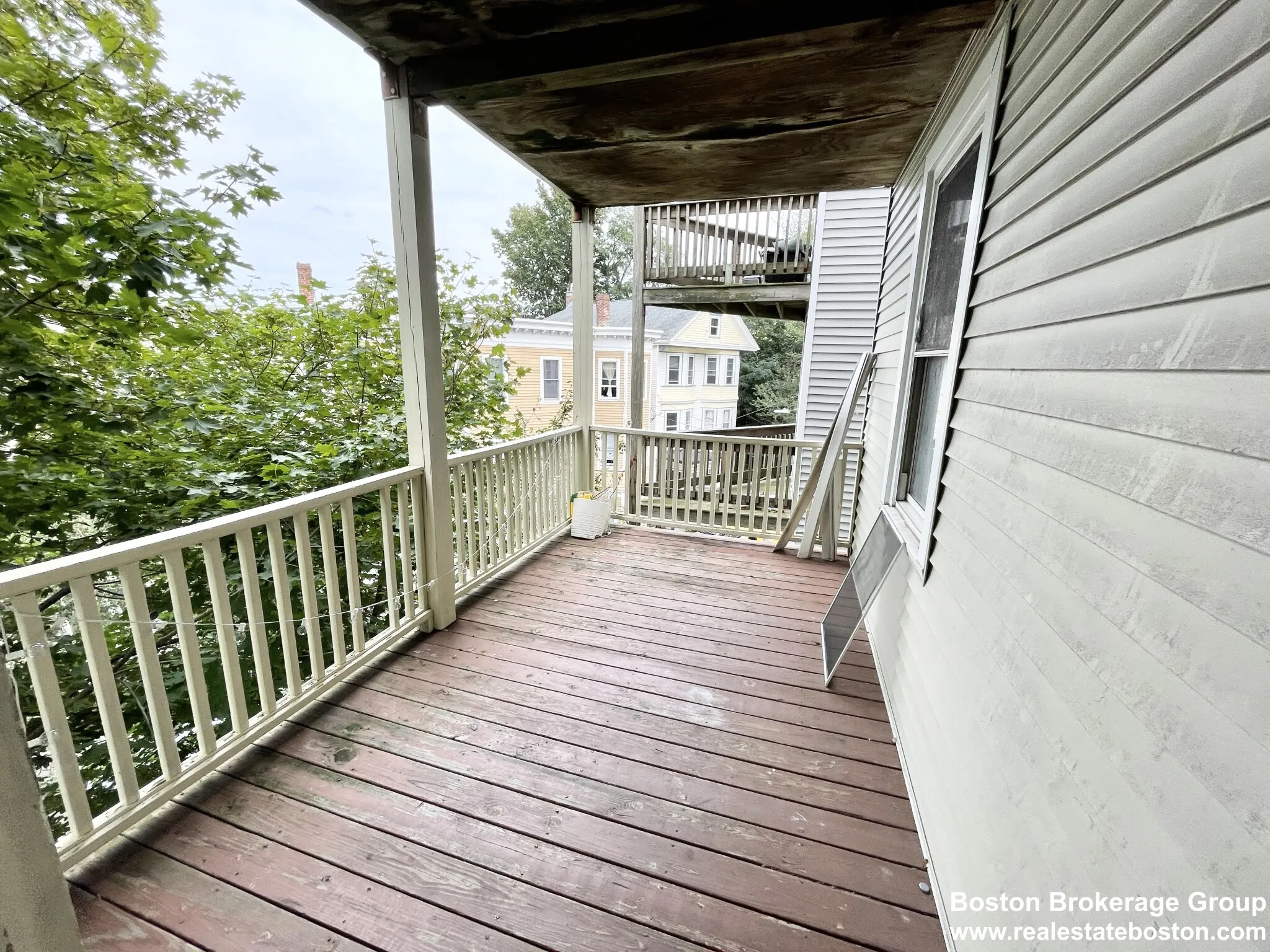 7 Iroquois St, Mission Hill