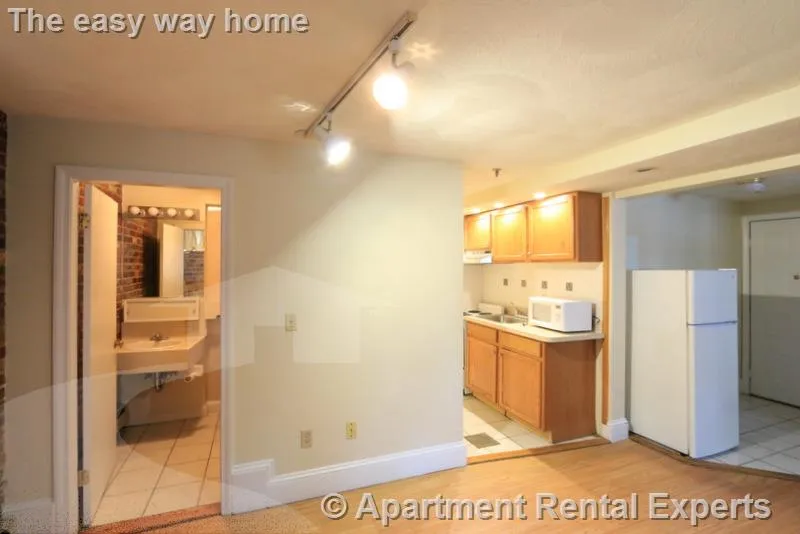 12 Mt Auburn St, Harvard Square