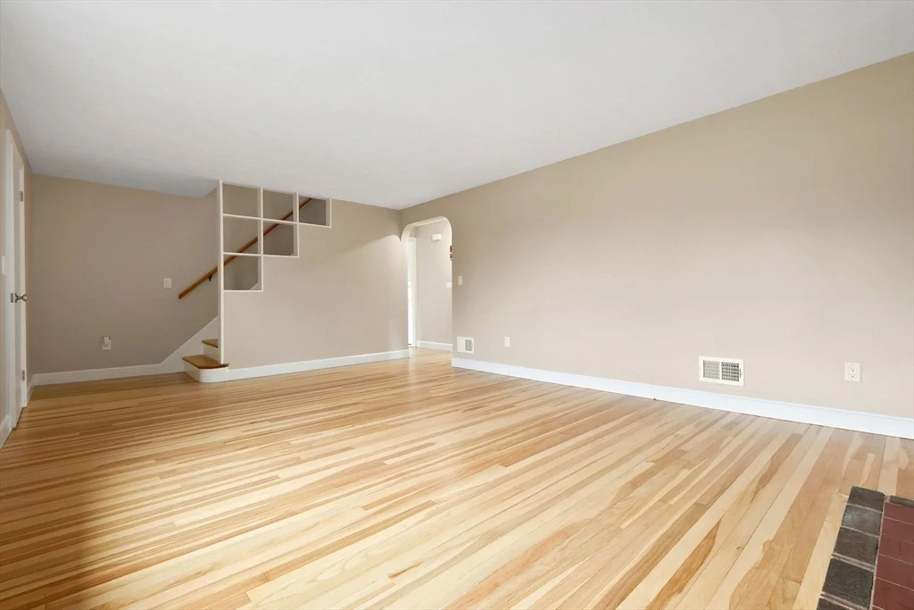 24 Garden St, Danvers