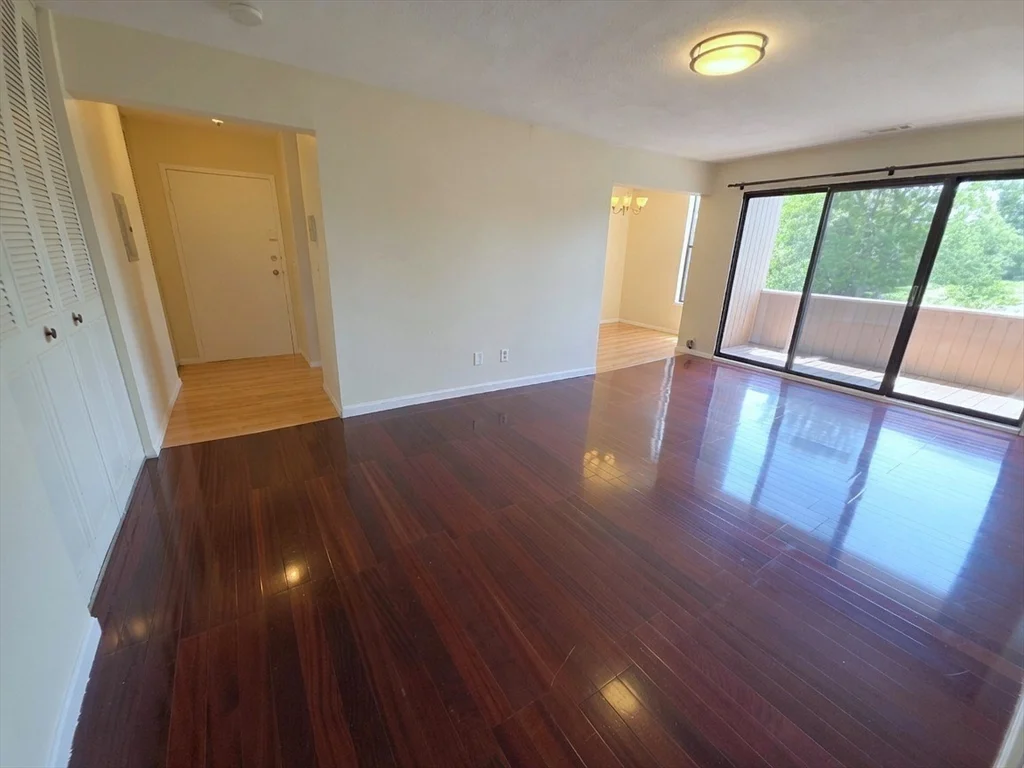 48 Shrewsbury Green Dr, Shrewsbury
