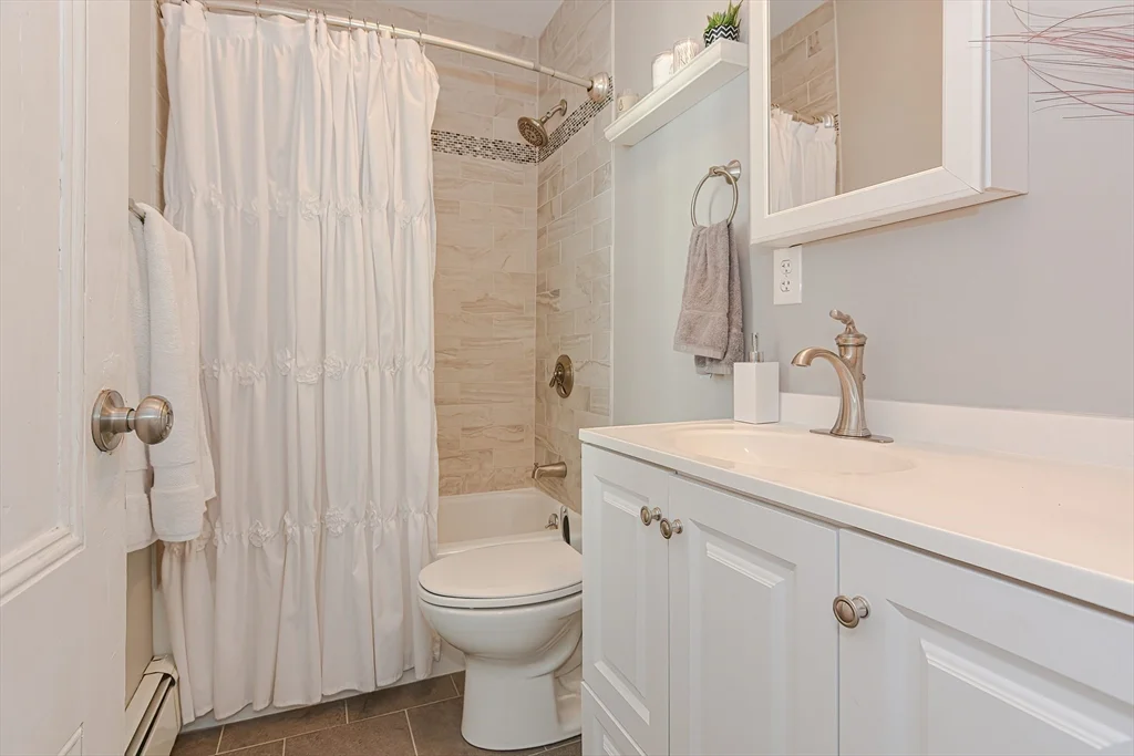 204 Front, Weymouth