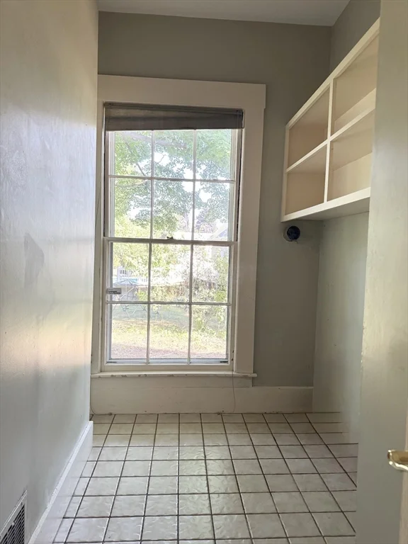 344 Lowell St, Lexington