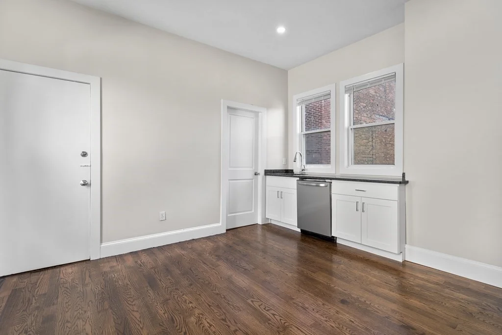 118 Dorchester St, South Boston