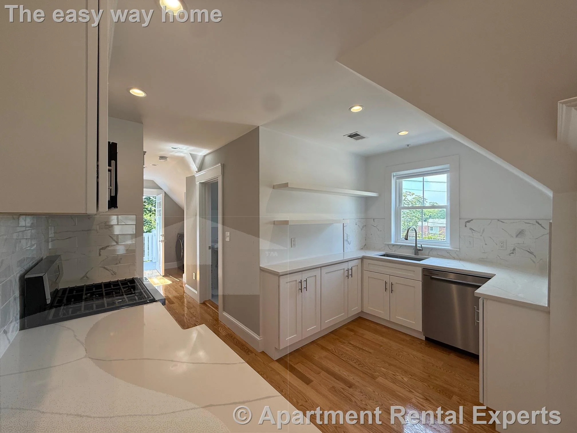 86 Orchard St, Tufts