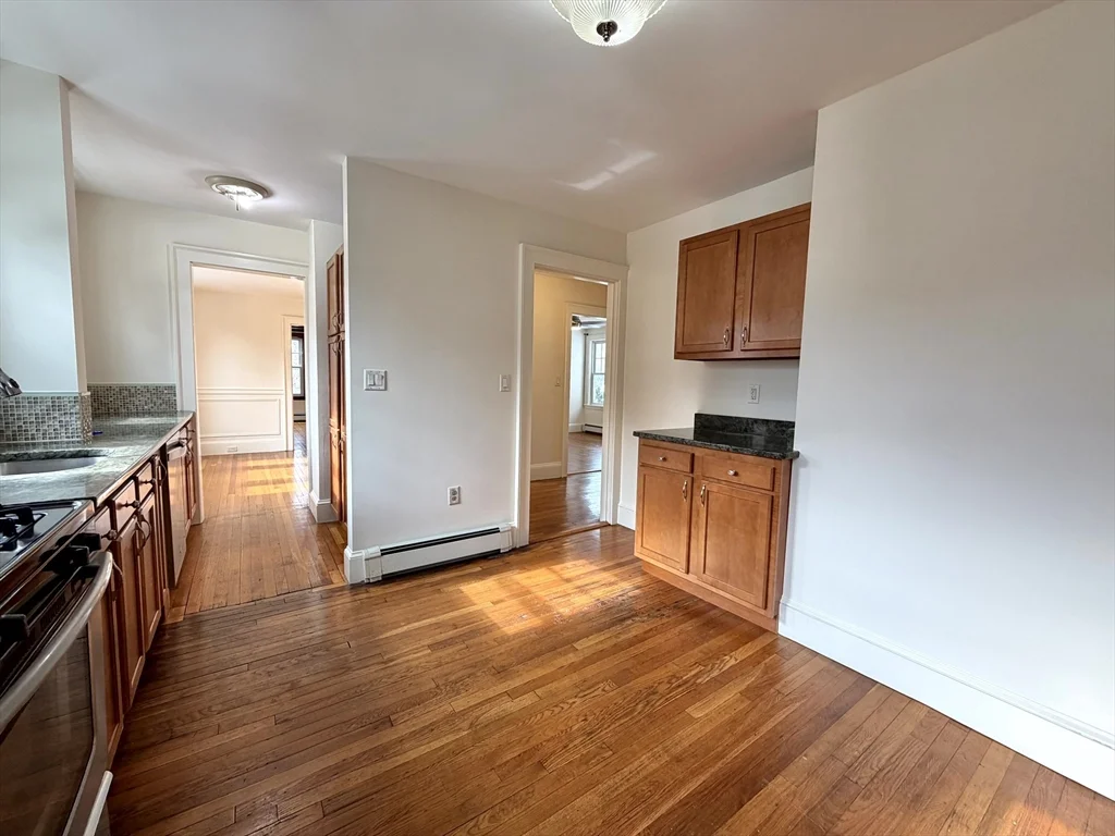 31 Oakley Rd, Watertown