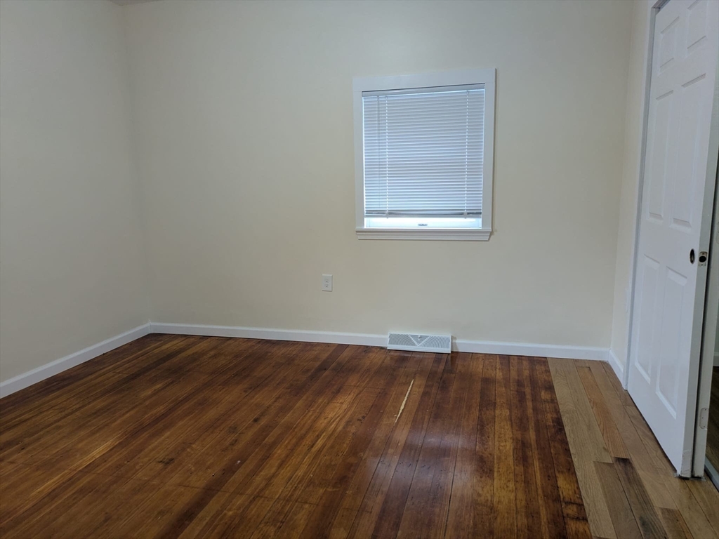 165 Grove St, Haverhill