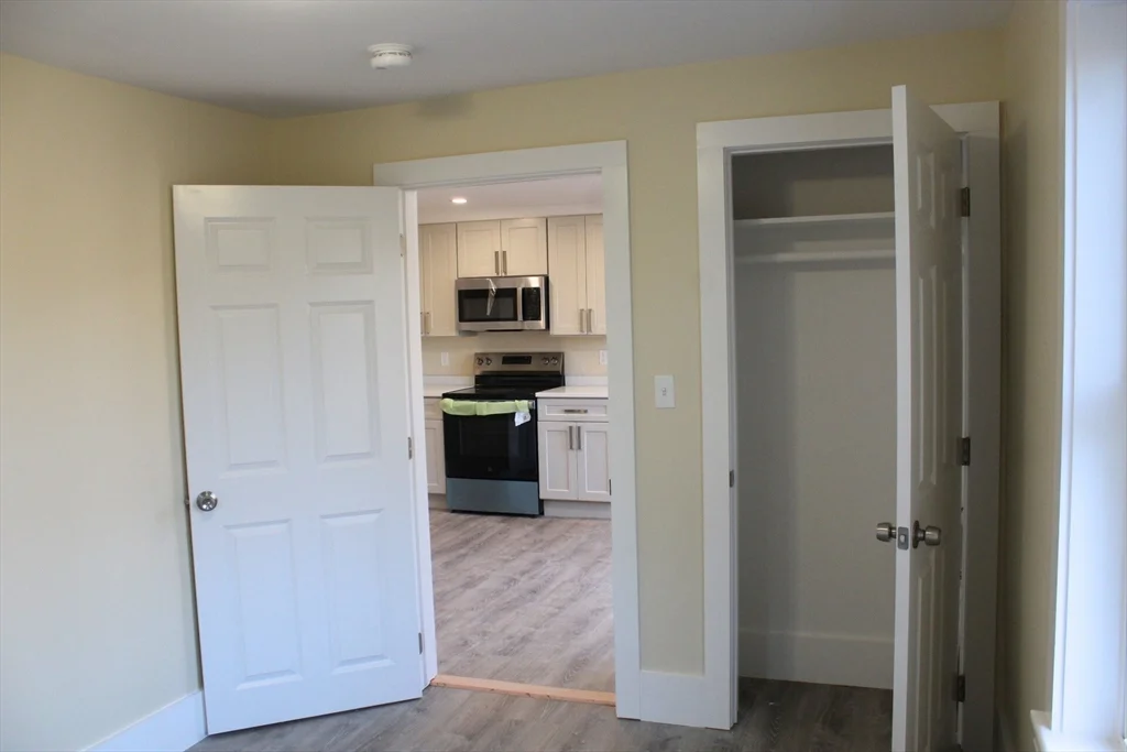 78 Endicott St, Peabody