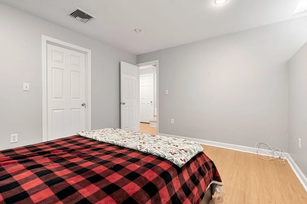 2277 Massachussetts Ave, Porter Square