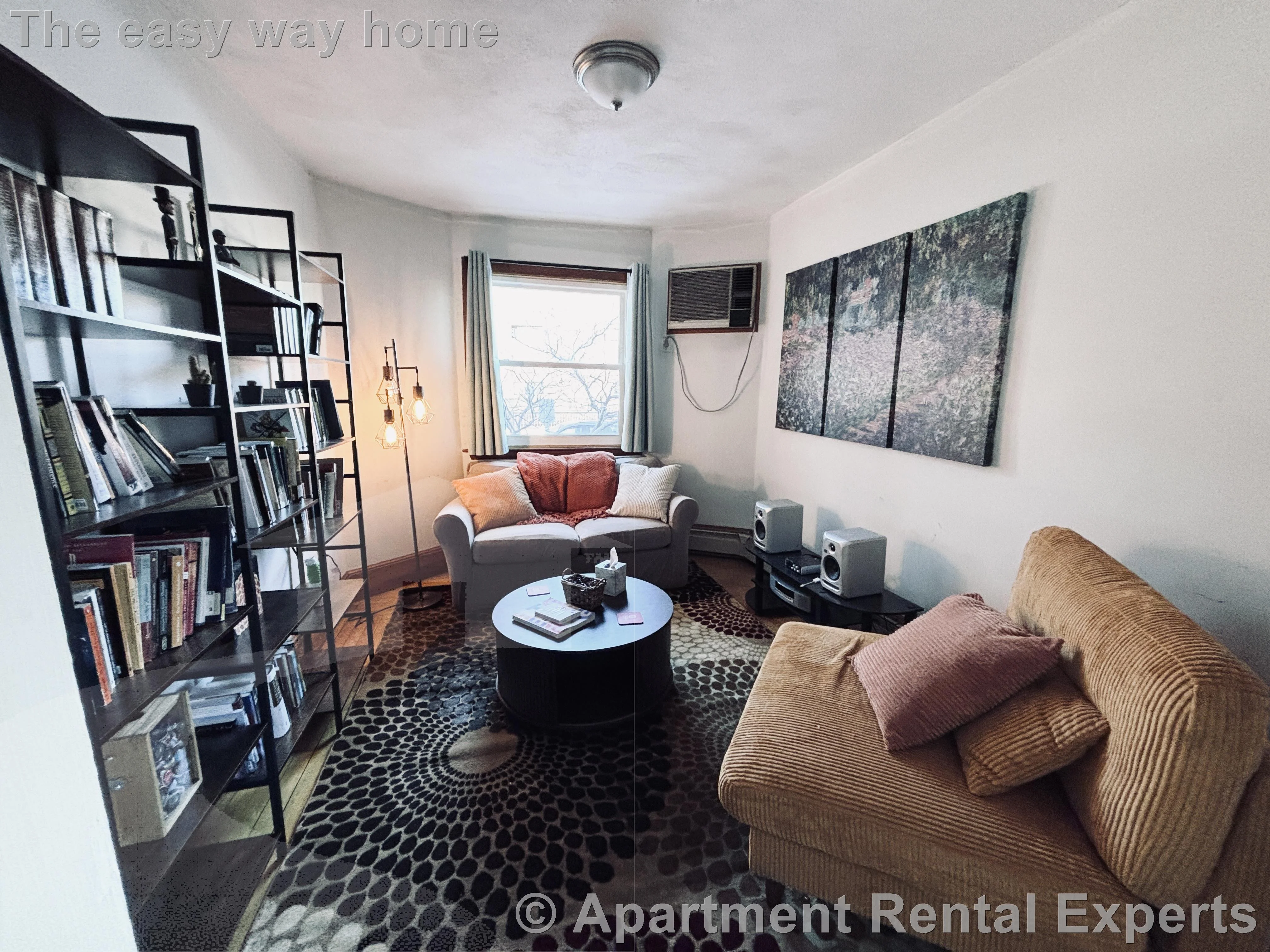 10 Windsor Rd, Tufts