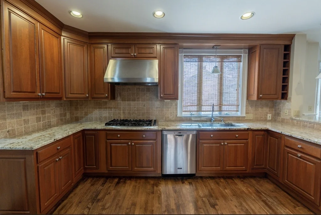 1000 South St, Roslindale