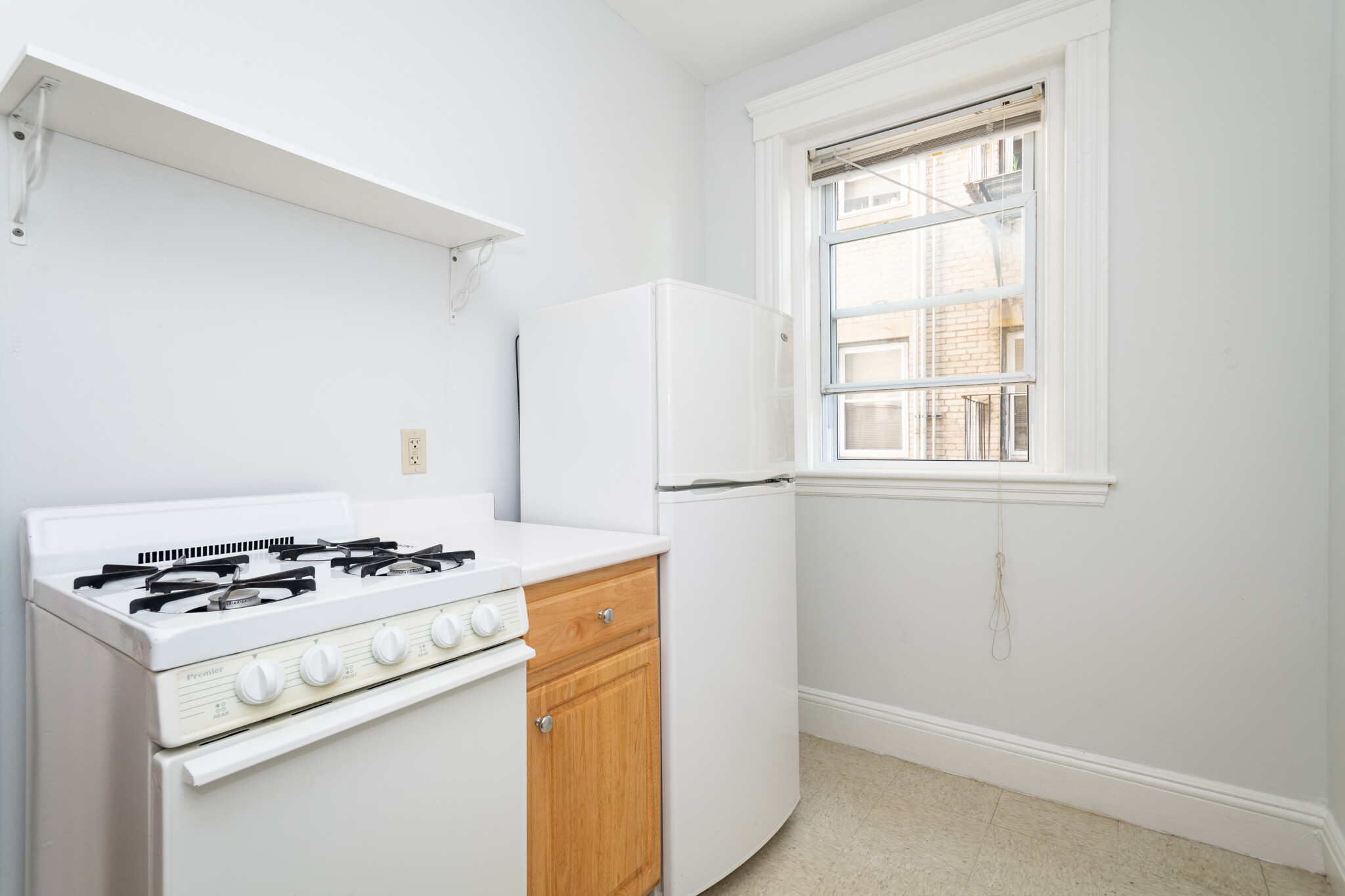 49 Worthington St, Mission Hill