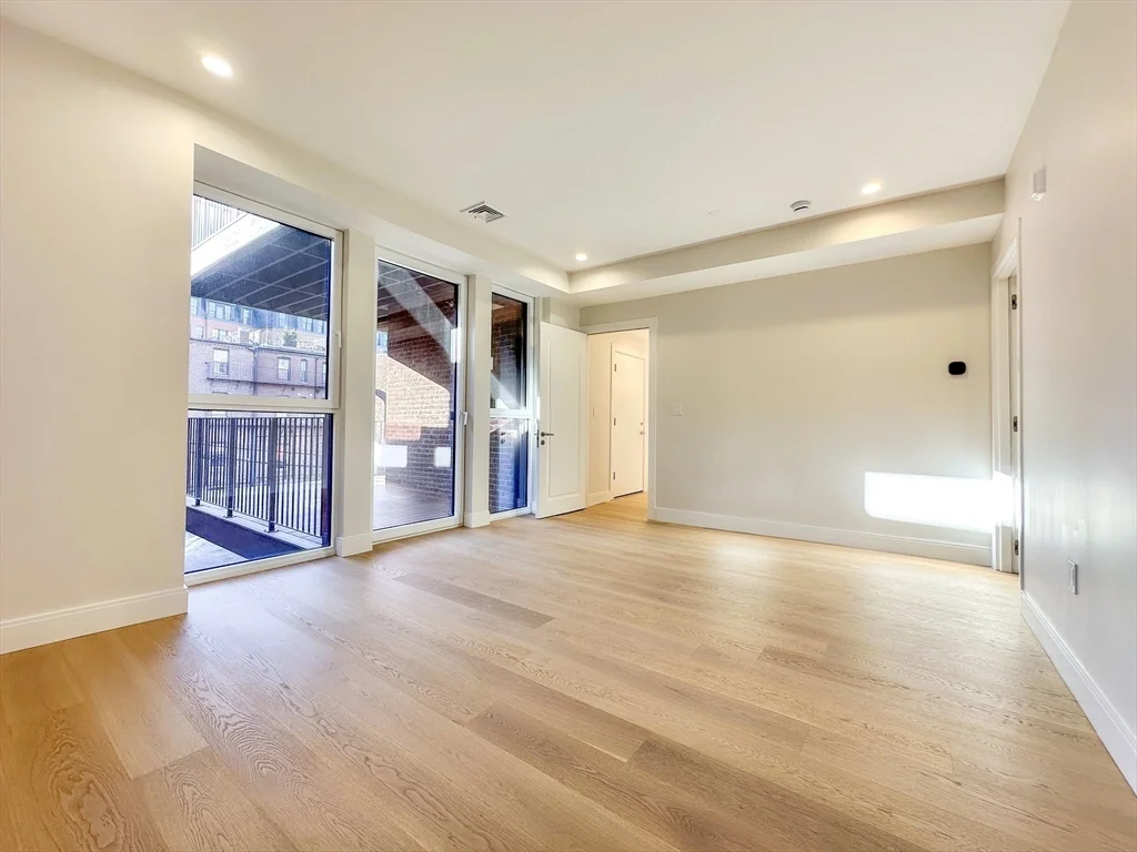 146 Worcester St, South End