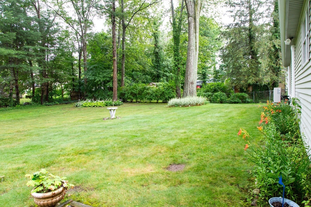 88 Sutherland Rd, North Attleboro