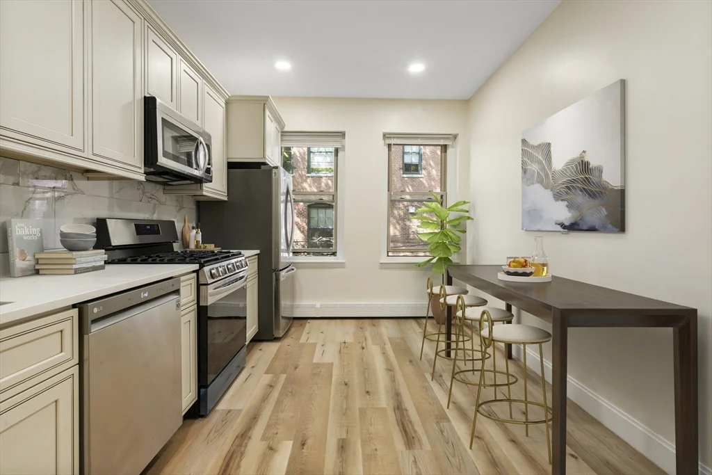 122 Union Park St, South End