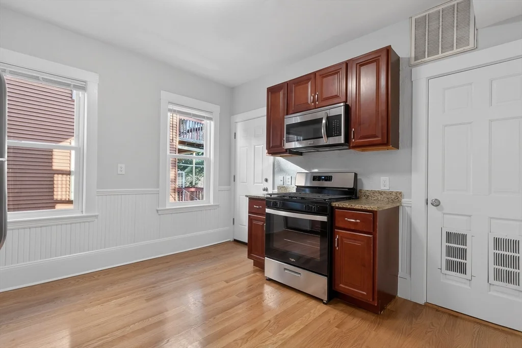 17 Chelmsford St, Dorchester