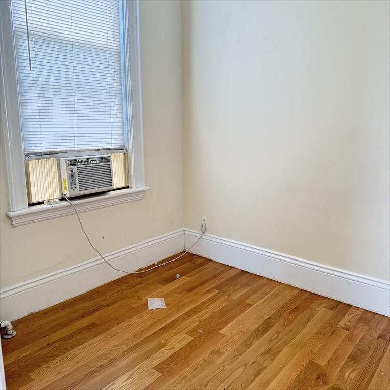 84 Ellery St, Mid-Cambridge