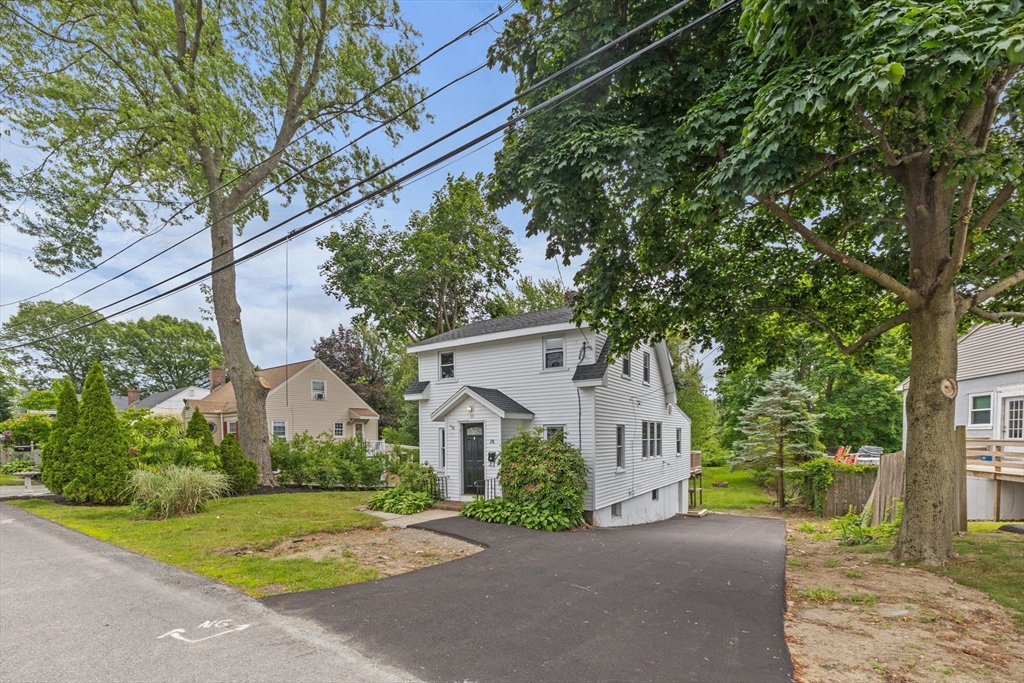 28 Greenwood Ave, Weymouth