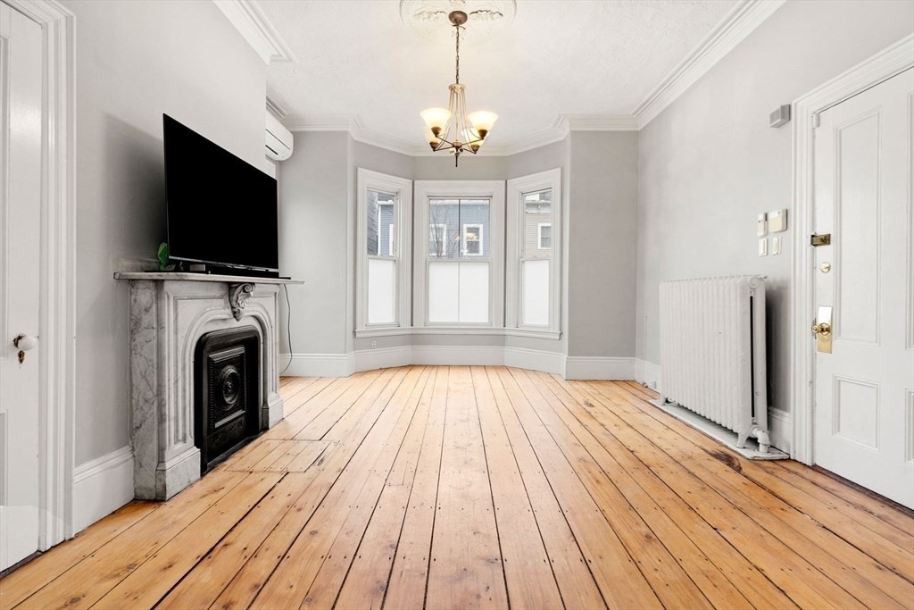 17 White, East Boston