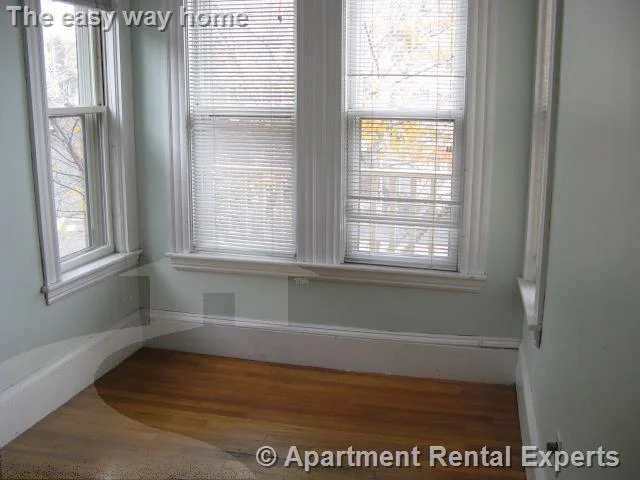 30 Elm St, Porter Square