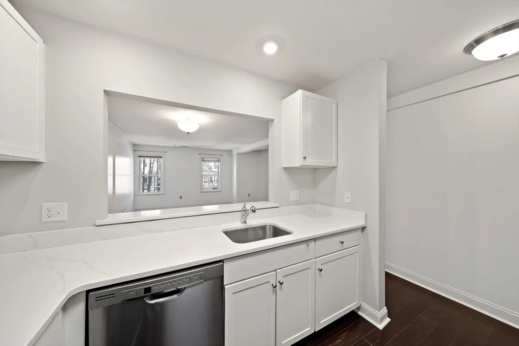 391 Pleasant St, Melrose