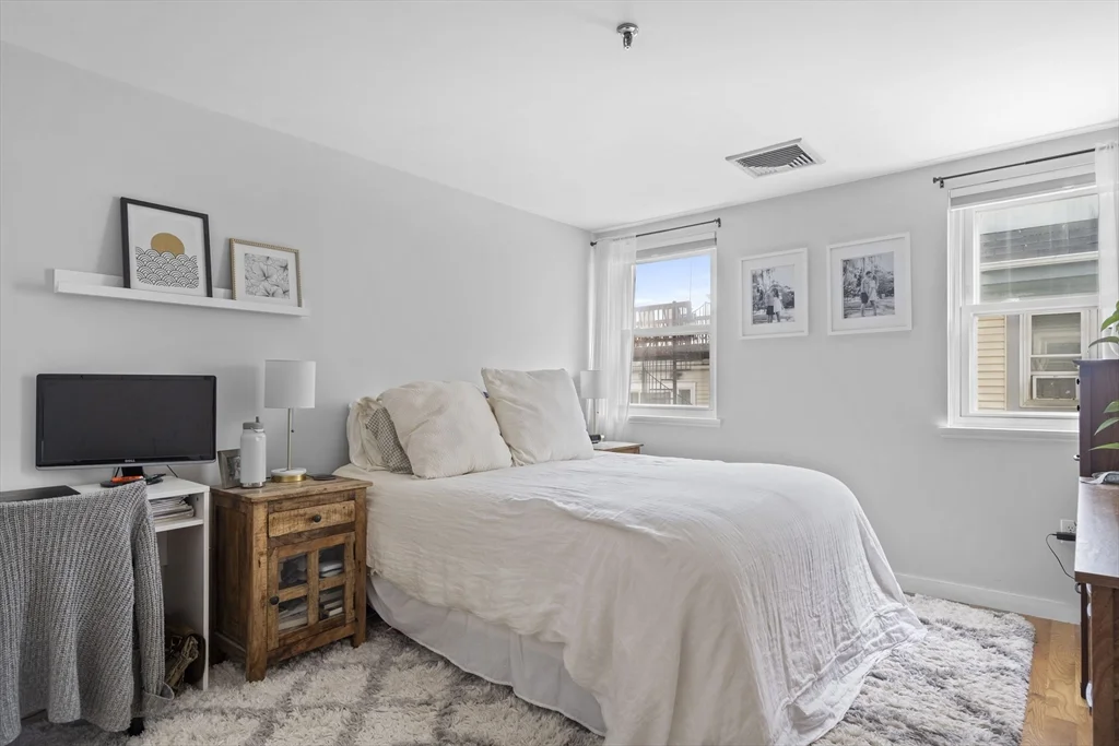 126 Tudor, South Boston